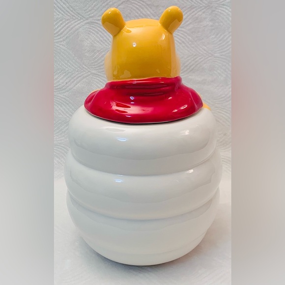 Rae Dunn Disney Winnie The Pooh Hunny Pot Cookie Jar / Canister - Picture 5 of 11